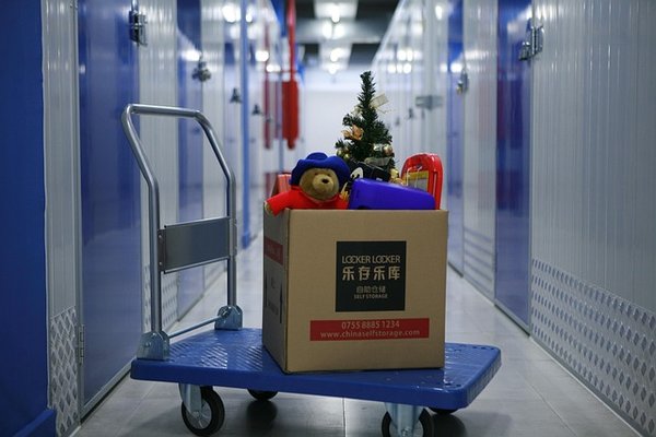 Box stockage bourg-en-bresse : sécurité, tailles variées et accès 24/7